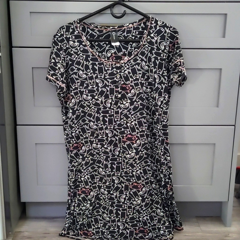 Cat lovers Nightshirt! 🐈‍⬛